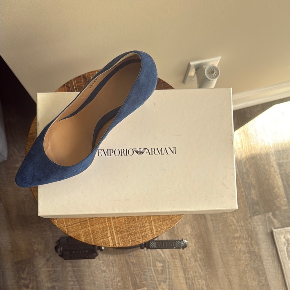 Emporio Armani Blue Heels Elegant Design